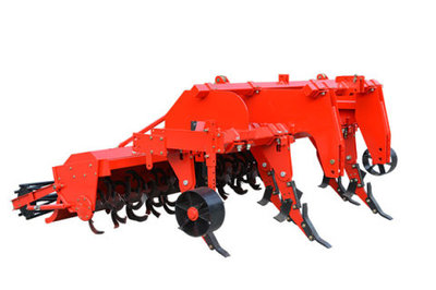 沃得1SZL系列深松整地聯(lián)合作業(yè)機(jī)